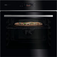 AEG Exclusiv GX7PB63FSB 7000 Series Built-In Single Pyro Oven – Black